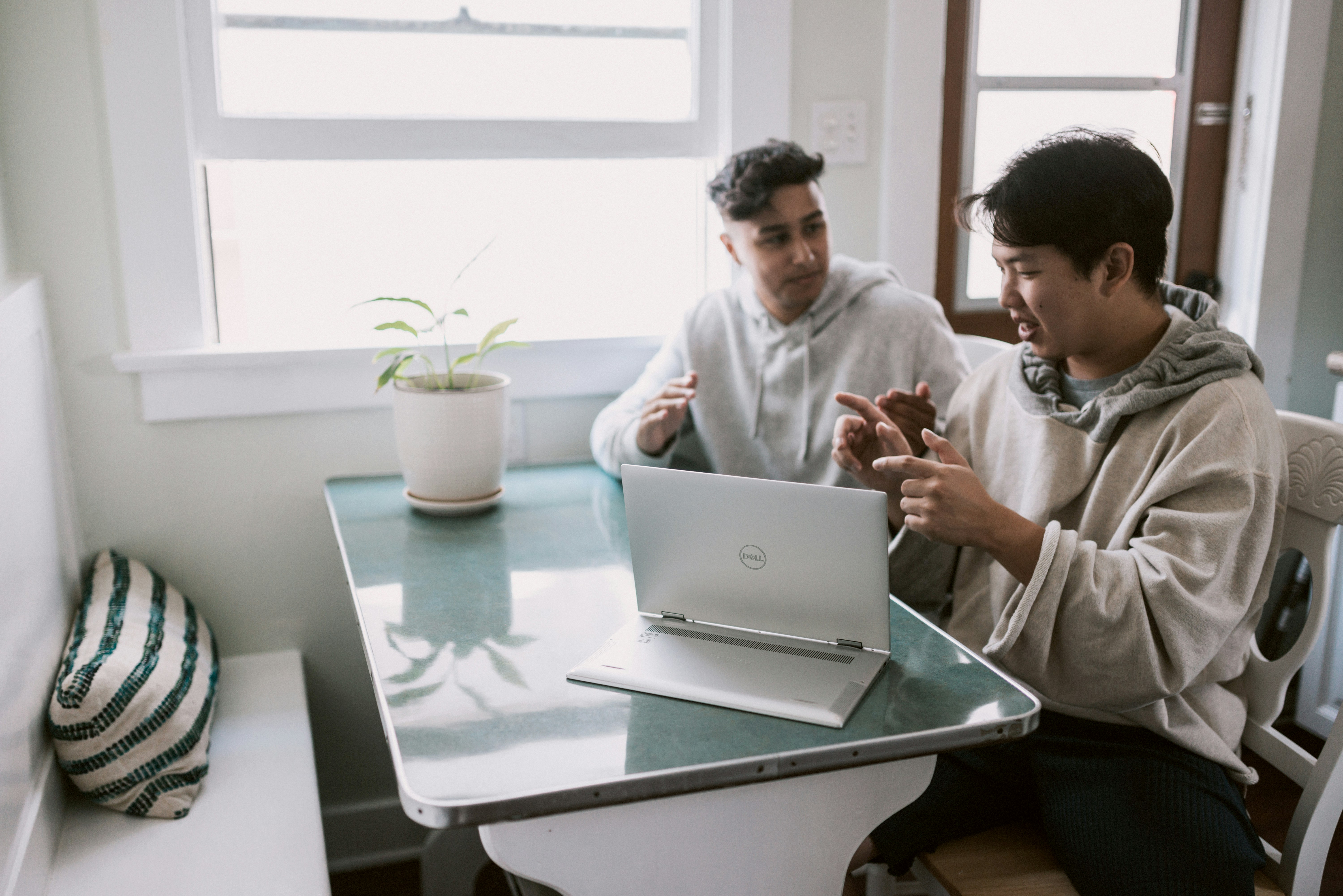 WhaleSong team collaborating on AI solutions